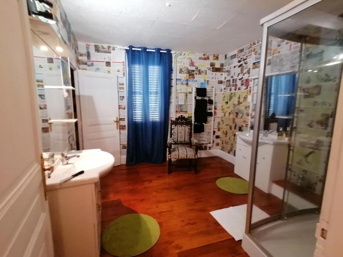 Chambres D Hotes Le Labyrinthe Du Peintre Bransat Luaran gambar